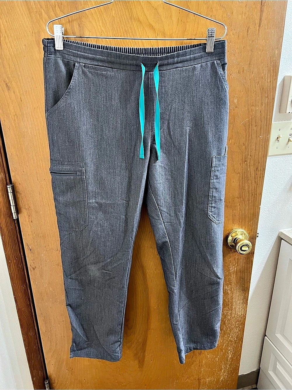 FIGS Graphite scrub set - Picture 7 of 7